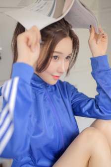 丈夫上班后的妻子在线